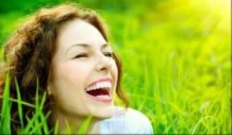 femme après un traitement contre les helminthes